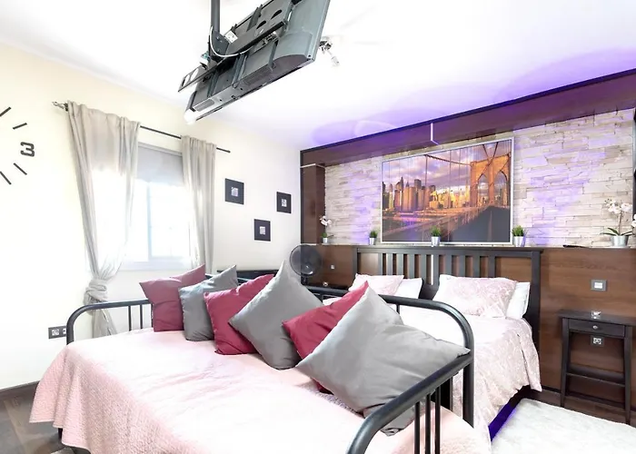 View Terrace House: Retreat Holiday home