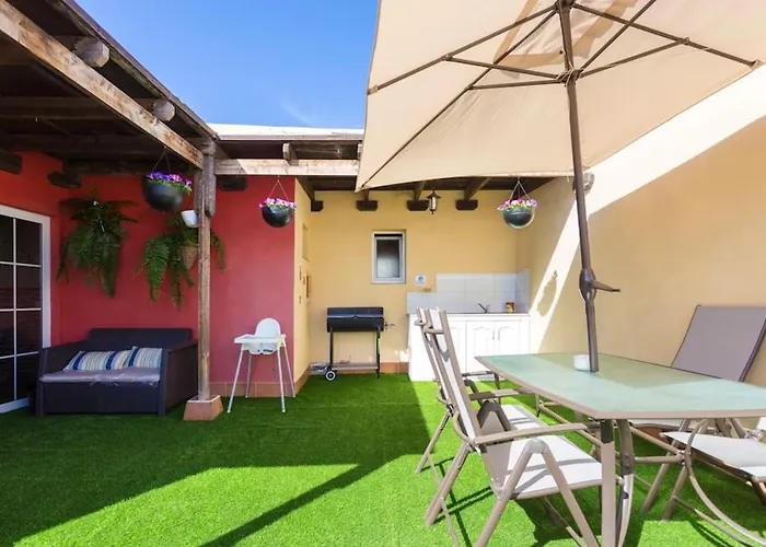 View Terrace House: Retreat *