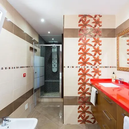 Charming House In With Jacuzzi San Isidro (Tenerife)