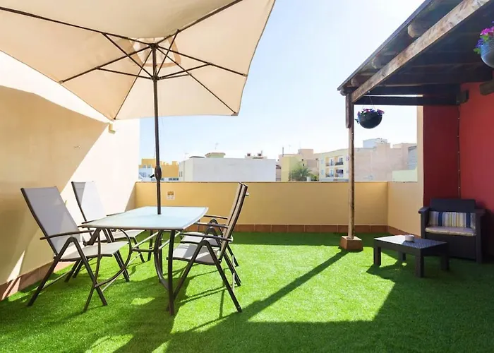 Charming House In With Jacuzzi Nyaraló