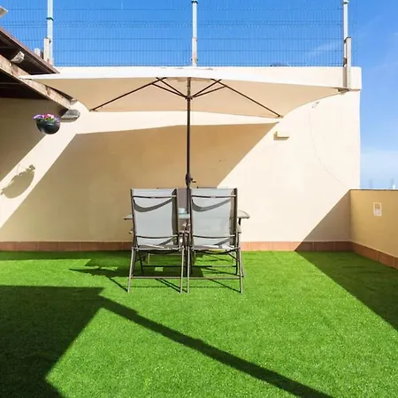 Charming House In With Jacuzzi Feriehus *