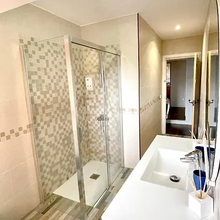 Charming House In With Jacuzzi Feriehus